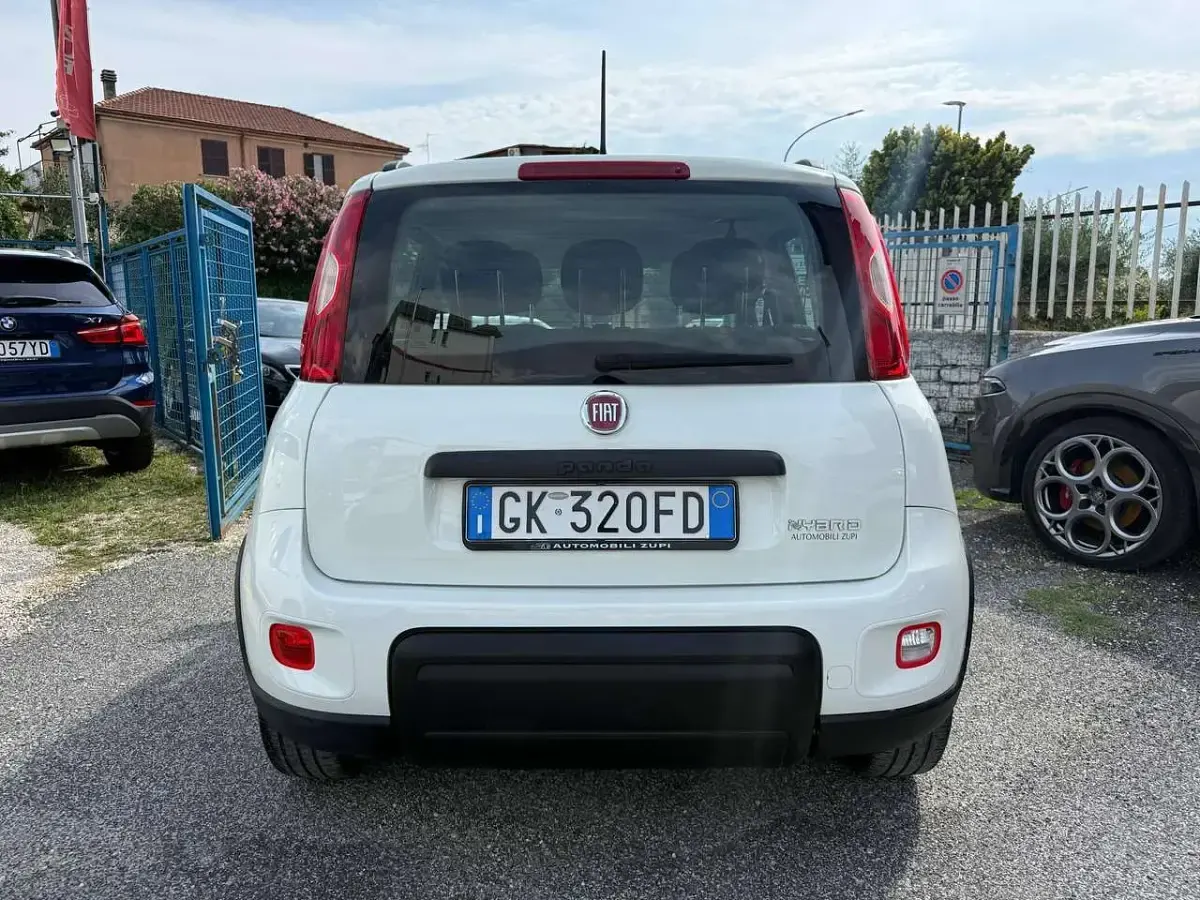 Usata Fiat Panda Cross 69 CV (50 kW) 2022 Bianco Utilitaria