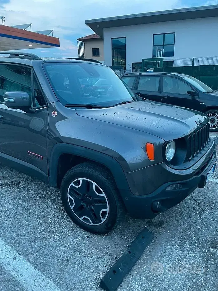 Usata Jeep Renegade 170 CV (125 kW) 2016 SUV