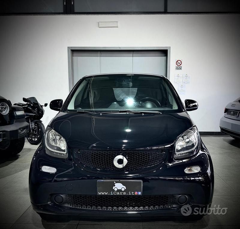 Usata Smart ForTwo Coupé Passion 90 CV (66 kW) 2017 Nero Coupé