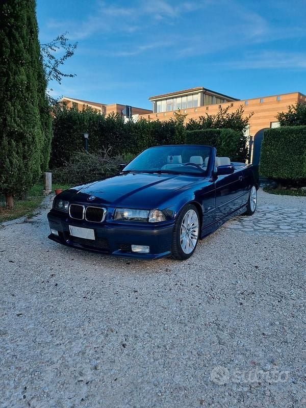 Usata BMW 318 Cabriolet 1996 Blu Cabrio