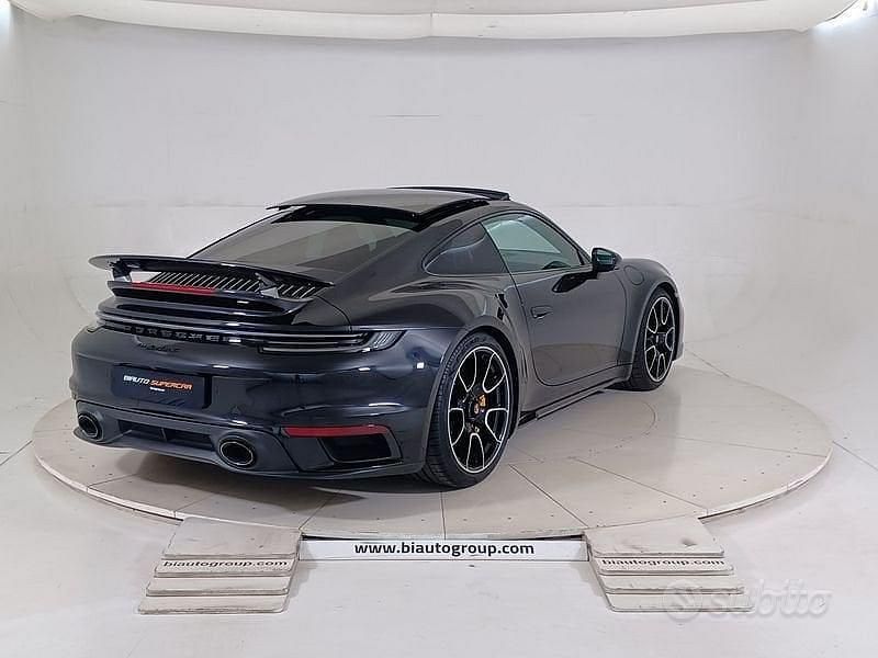 Usata Porsche 911 Turbo S 650 CV (478 kW) 2022 Nero Coupé