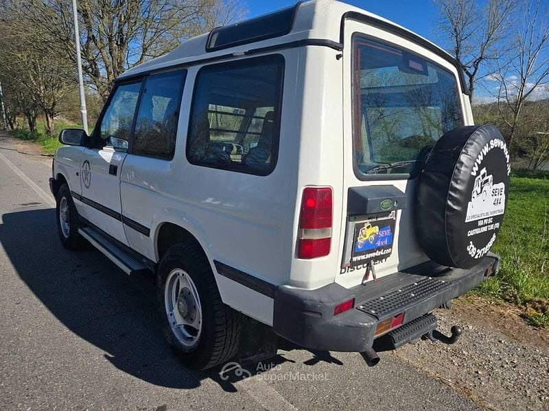 Usata Land Rover Discovery 2 113 CV (83 kW) 1998 Bianco SUV
