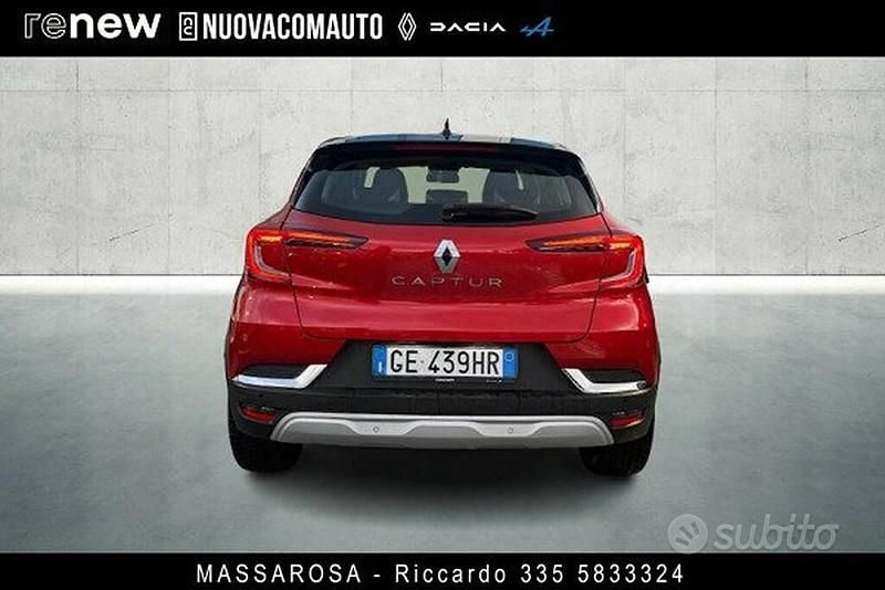 Usata Renault Captur Intens 160 CV (117 kW) 2021 Rosso SUV