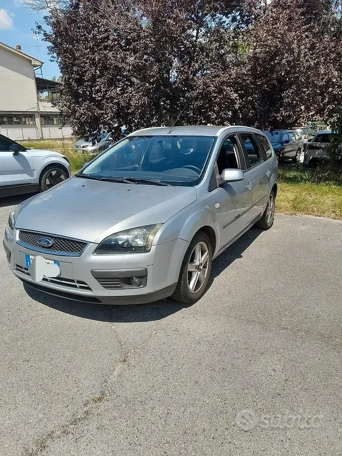 Usata Ford Focus 90 CV (66 kW) 2005 Bluazzurro Station wagon