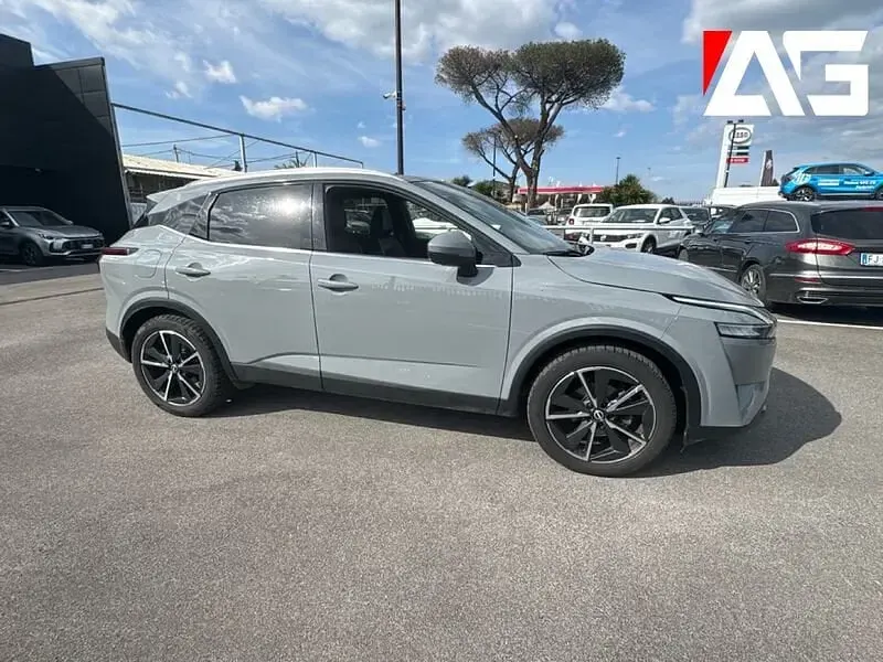 Usata Nissan Qashqai Tekna 158 CV (116 kW) 2022 Grigio SUV