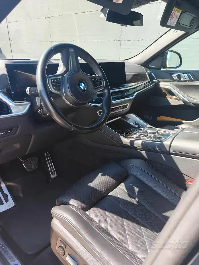 Usata BMW X6 286 CV (210 kW) 2024 Grigio SUV