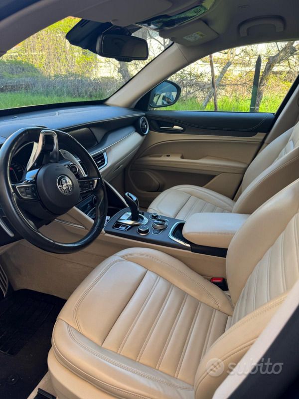 Usata Alfa Romeo Stelvio 210 CV (154 kW) 2020 Verde SUV