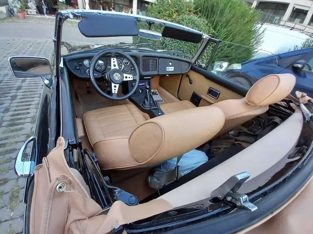 Usata MG B 84 CV (61 kW) 1979 Nero Cabrio