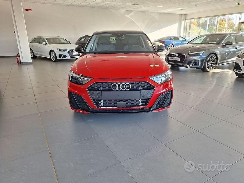 Nuova Audi A1 116 CV (85 kW) 2025 Grigio SUV