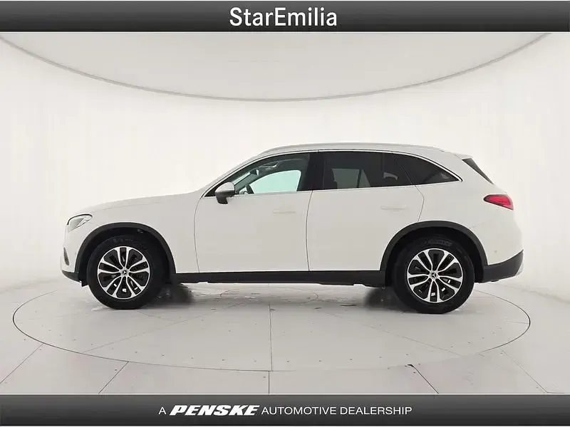 Usata Mercedes GLC200 Advanced 163 CV (119 kW) 2025 Bianco SUV