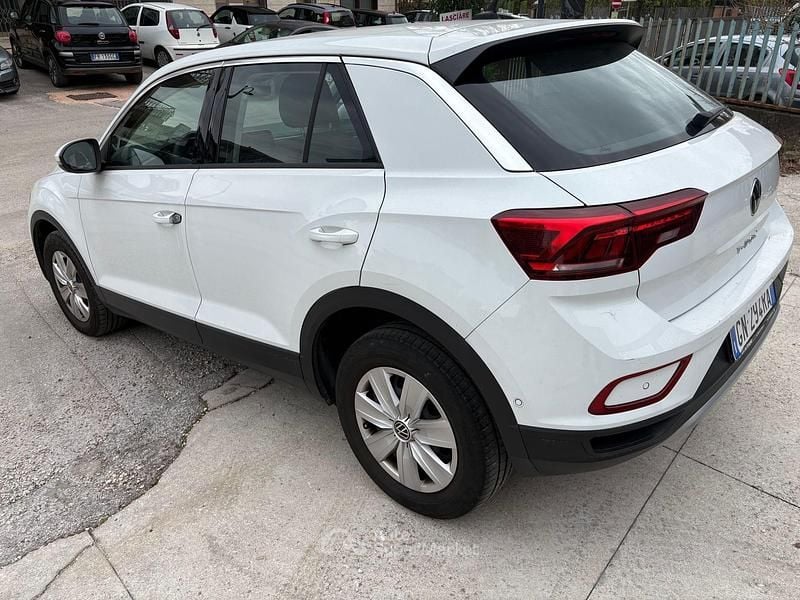 Usata VW T-Roc Life 110 CV (80 kW) 2023 SUV