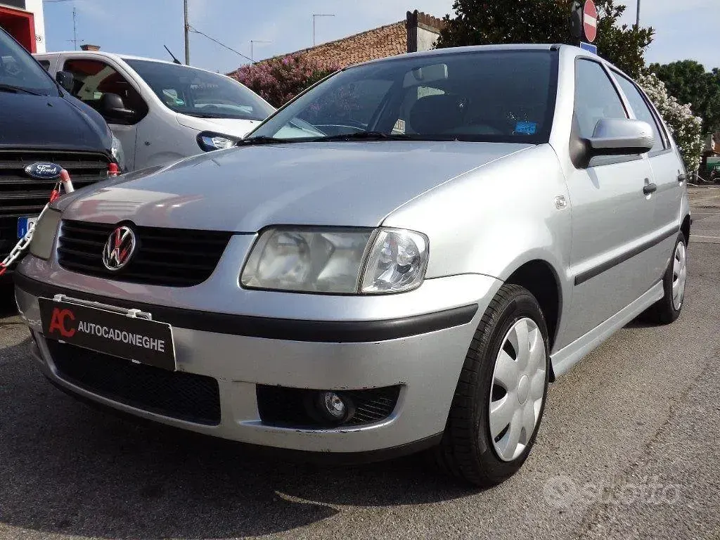 Usata VW Polo 60 CV (44 kW) 2002 Grigio Utilitaria
