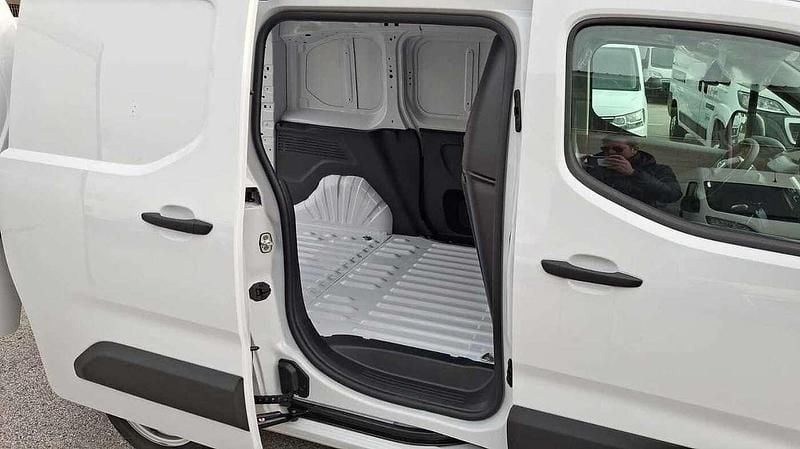 Nuova Peugeot Partner 102 CV (75 kW) 2025 Bianco Monovolume