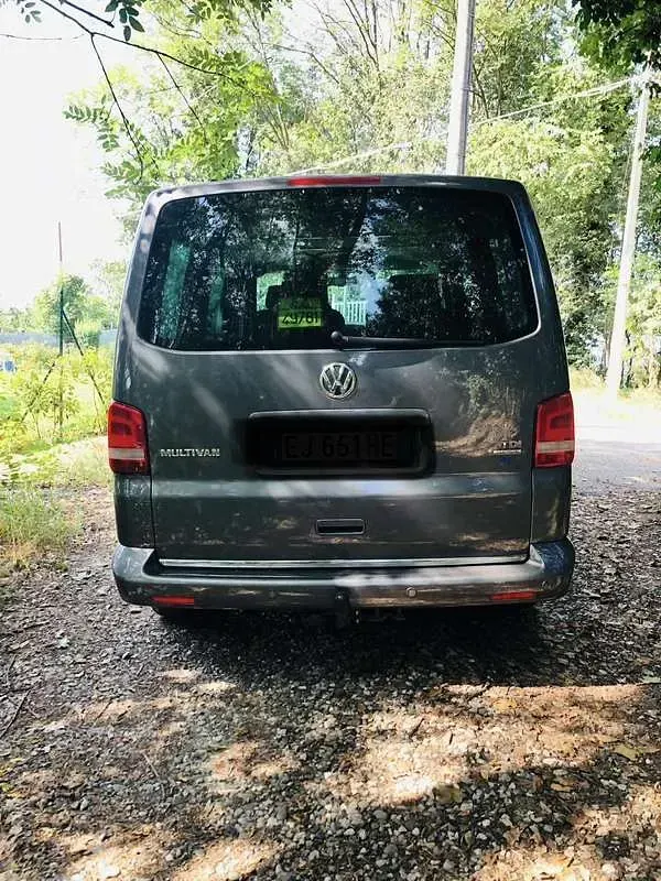 Usata VW T5 Highline 179 CV (131 kW) 2011 Furgone