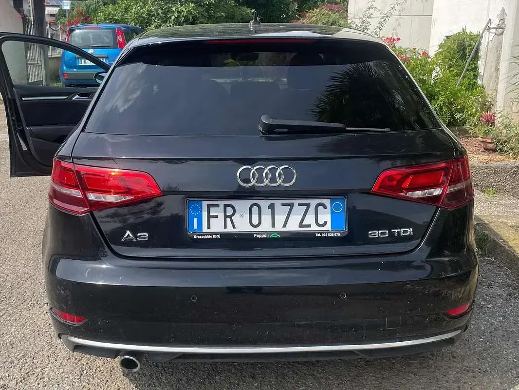 Usata Audi A3 Business 116 CV (85 kW) 2018 Nero Berlina