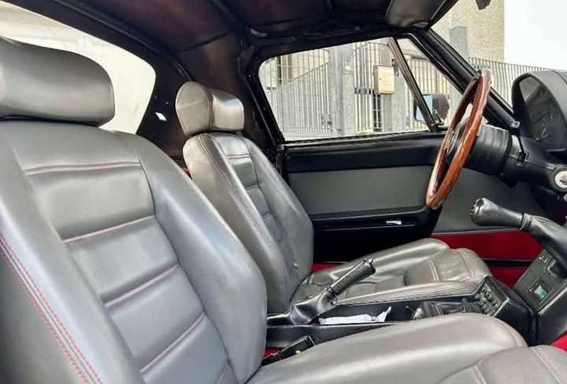 Usata Alfa Romeo Spider Quadrifoglio Verde 125 CV (91 kW) 1987 Rosso Cabrio