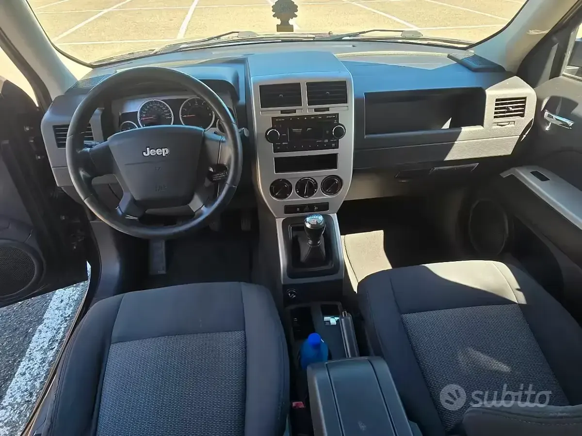 Usata Jeep Patriot 140 CV (102 kW) 2008 Nero SUV