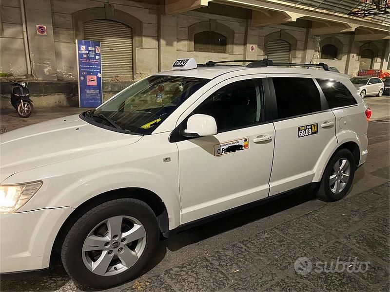 Usata Fiat Freemont 140 CV (102 kW) 2011 Bianco SUV