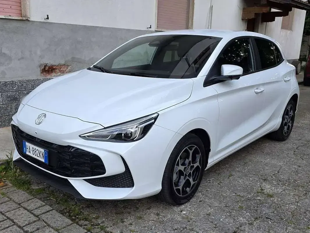 Usata MG MG3 Luxury 102 CV (75 kW) 2025 Bianco Utilitaria