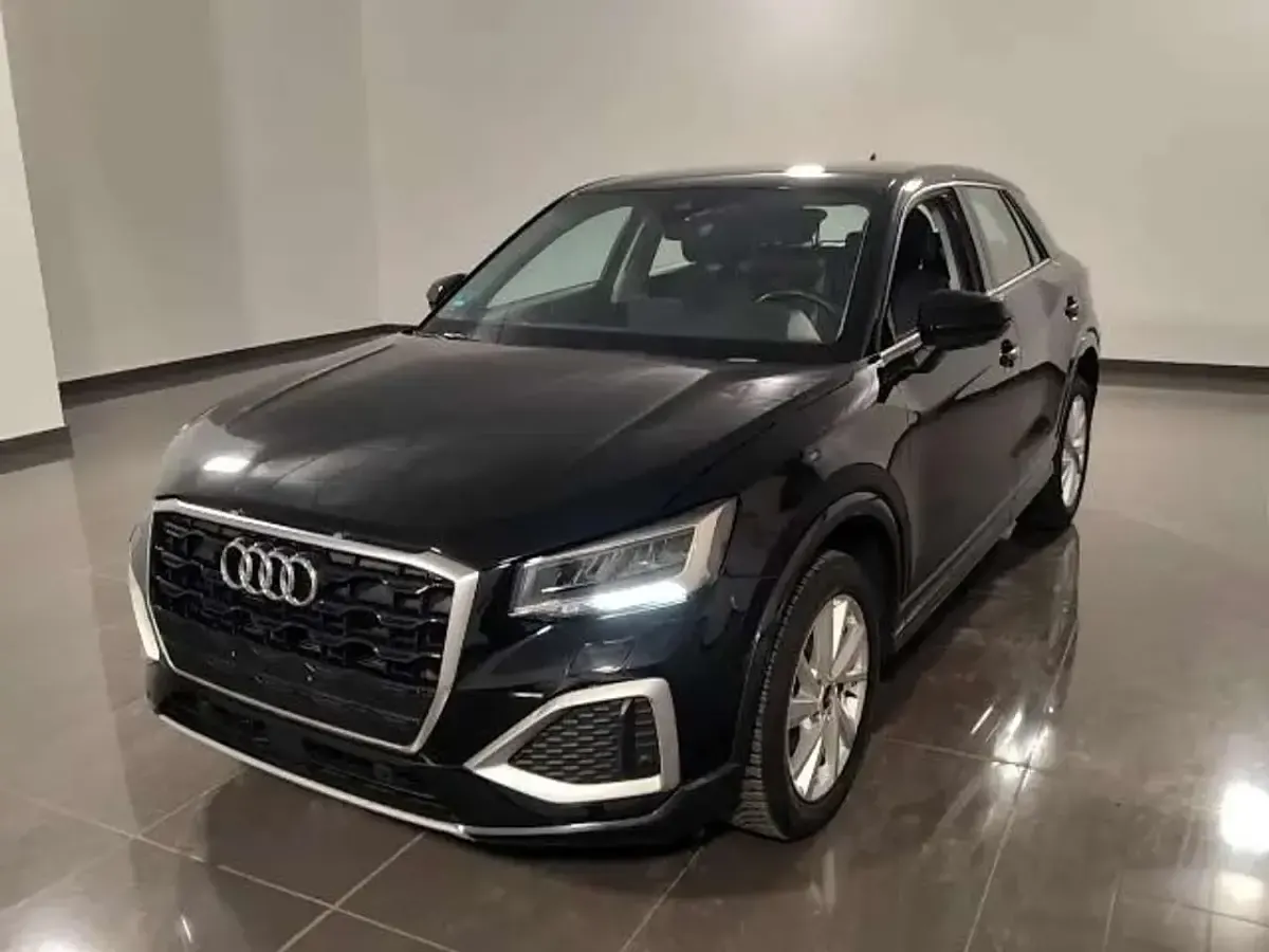 Begagnad Audi Q2 Advanced 150 HK (110 kW) 2023 Svart SUV