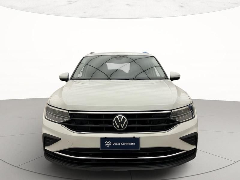 Usata VW Tiguan Life 245 CV (180 kW) 2022 Pure white SUV