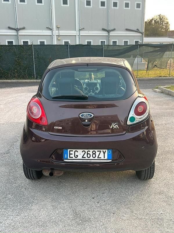 Nero Usata 2011 Ford Ka Coupé | 1400 € - Immagine 1/4