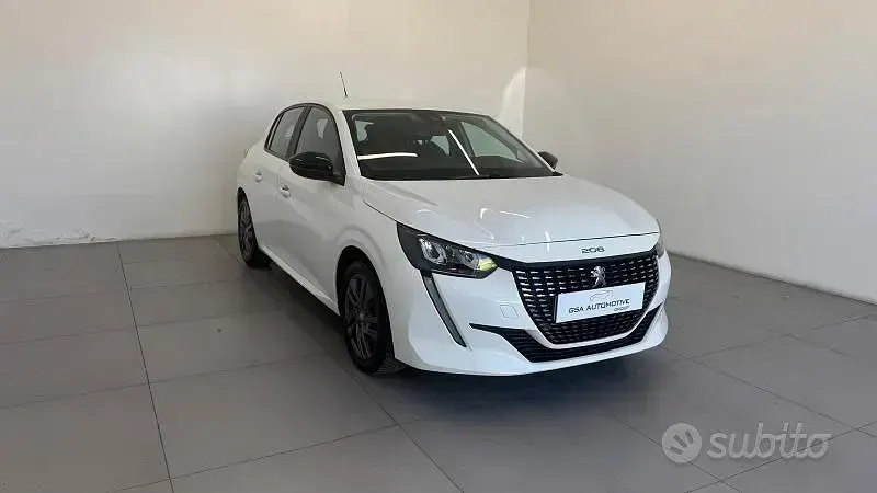Usata Peugeot 208 Allure 102 CV (75 kW) 2022 Bianco Utilitaria