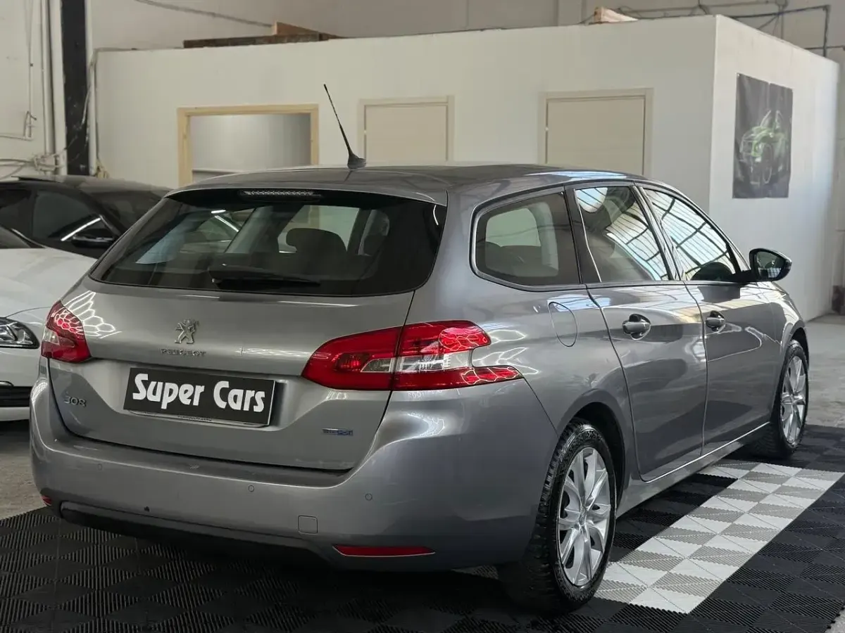 Usata Peugeot 308 GT 120 CV (88 kW) 2015 Grigio Station wagon