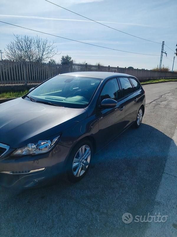 Usata Peugeot 308 Business-Line 119 CV (87 kW) 2016 Grigio Station wagon