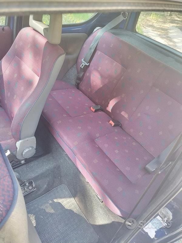 Usata Fiat 600 2000 Blu Utilitaria