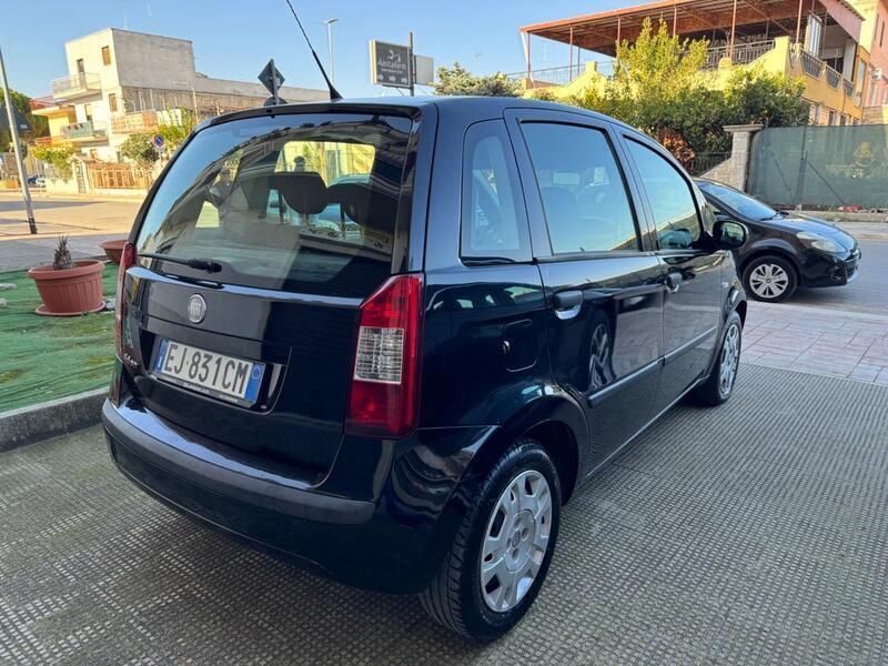 Usata Fiat Idea Dynamic 95 CV (69 kW) 2011 Nero Monovolume