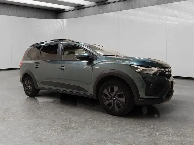 Usata Dacia Jogger Expression 100 CV (73 kW) 2024 Verde Monovolume