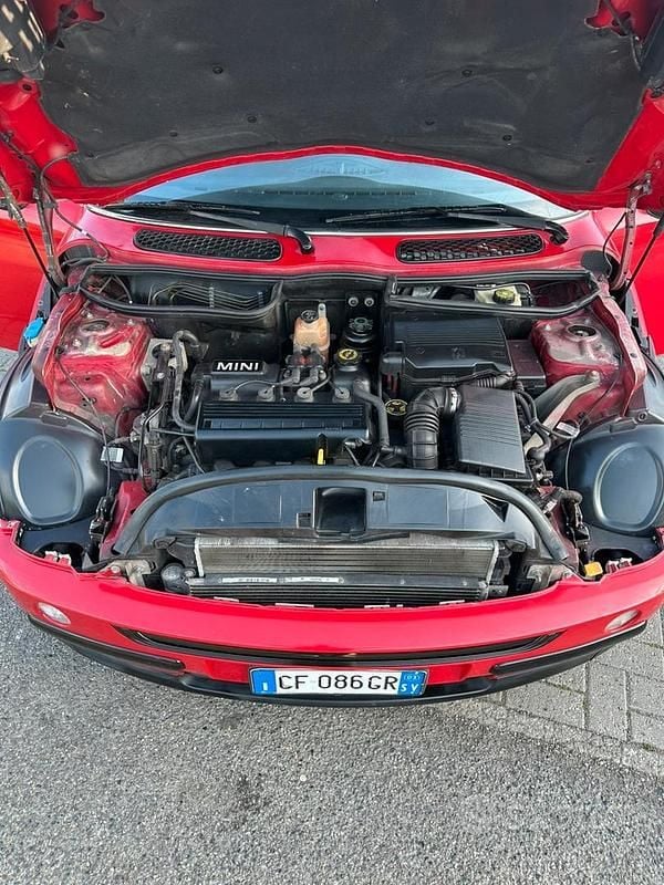 Usado Mini Cooper 116 HP (85 kW) 2003 Vermelho Citadino