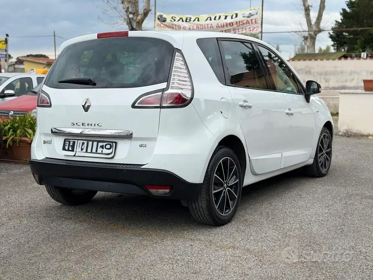 Usata Renault Scénic III 131 CV (96 kW) 2013 Bianco Monovolume