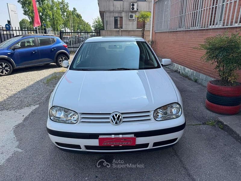 Usata VW Golf III Highline 101 CV (74 kW) 1998 Bianco Berlina