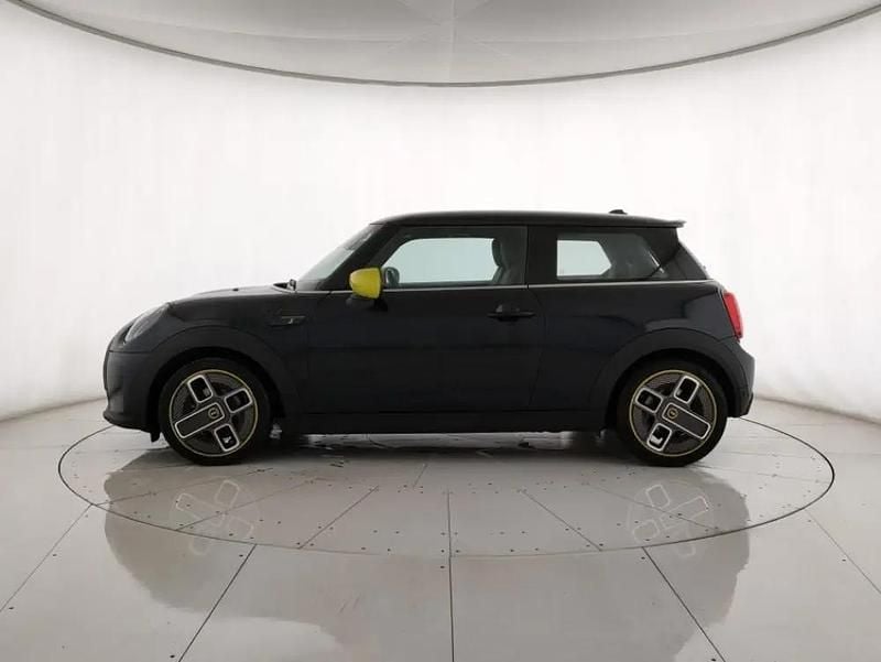 Usata Mini Cooper SE 75 kW (102 CV) 2023 Nero Utilitaria