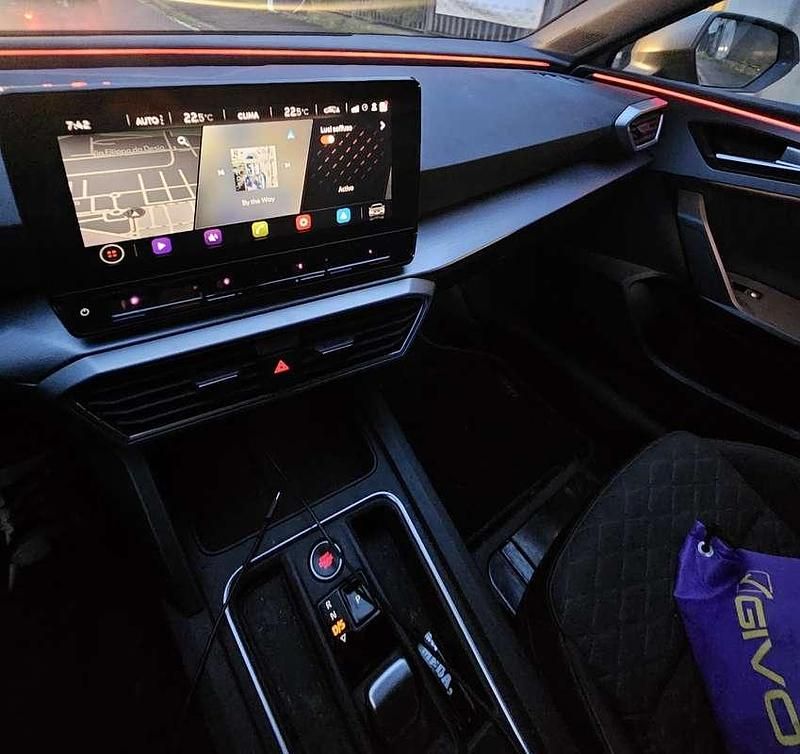 Usata Seat Leon FR 150 CV (110 kW) 2021 Berlina