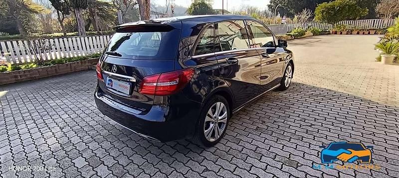 Usata Mercedes B180 109 CV (80 kW) 2018 Other Monovolume