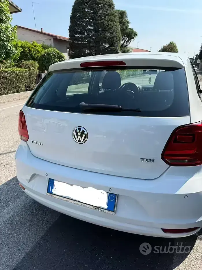Usata VW Polo 85 CV (62 kW) 2017 Bianco Utilitaria
