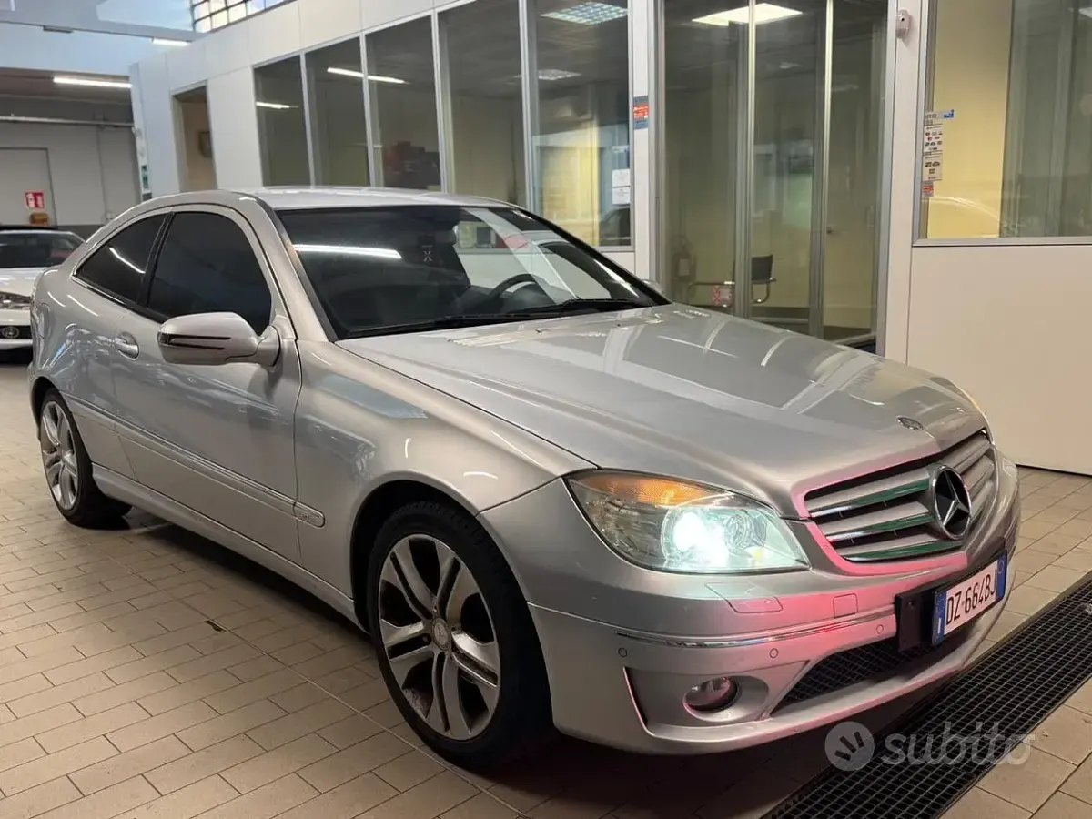 Usata Mercedes CLC220 Chrome 150 CV (110 kW) 2010 Coupé