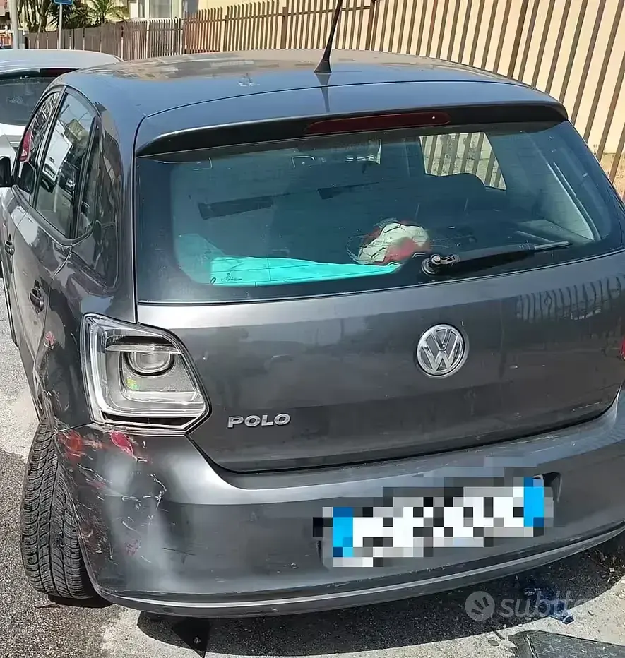 Usata VW Polo 69 CV (50 kW) 2011 Grigio Utilitaria
