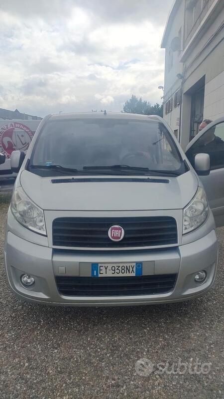 Grigio Usata 2015 Fiat Scudo Furgone | 5000 € (Super prezzo) - Immagine 1/4