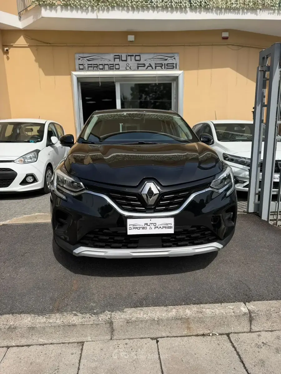 Usado Renault Captur 101 CV (74 kW) 2022 Negro SUV