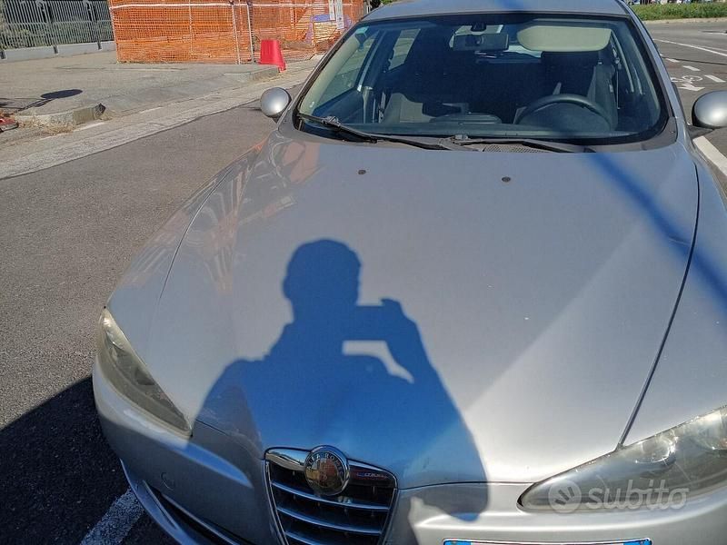 Usata Alfa Romeo 147 2007 Grigio Utilitaria