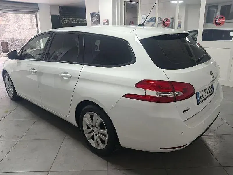 Usata Peugeot 308 Business-Line 131 CV (96 kW) 2020 Bianco Station wagon