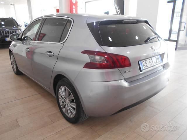 Usata Peugeot 308 Allure 132 CV (97 kW) 2021 Grigio Berlina