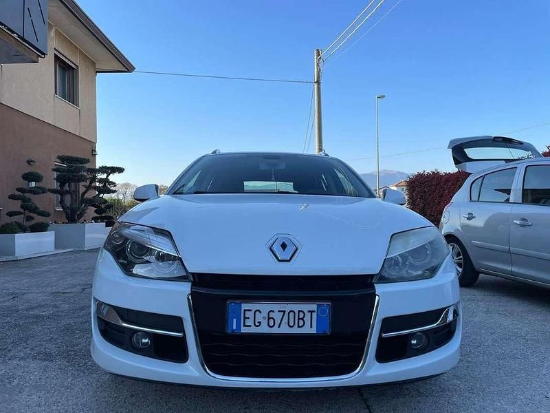 Usata Renault Laguna III 150 CV (110 kW) 2011 Station wagon