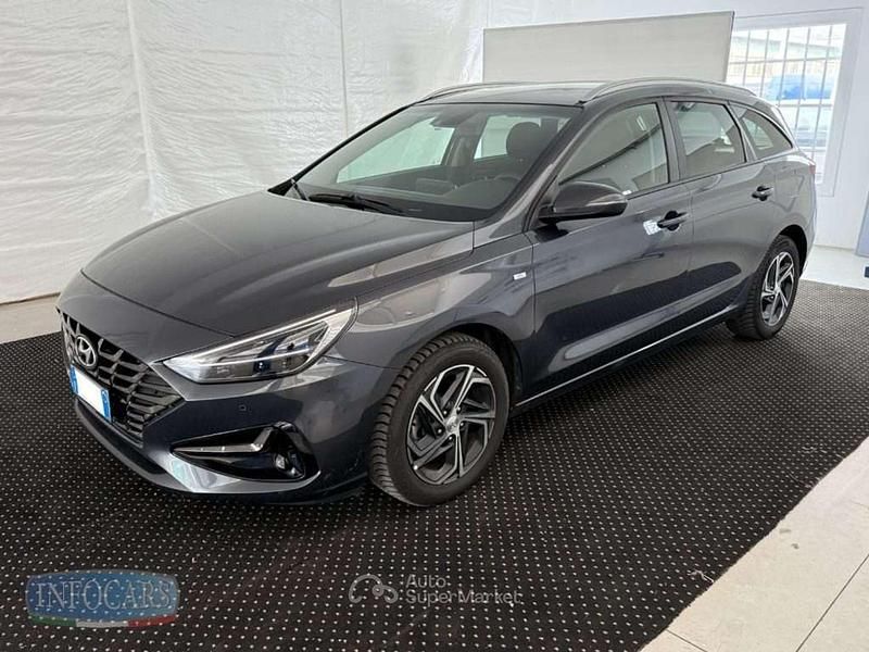 Usata Hyundai i30 Prime 136 CV (100 kW) 2021 Nero metallizzato Station wagon