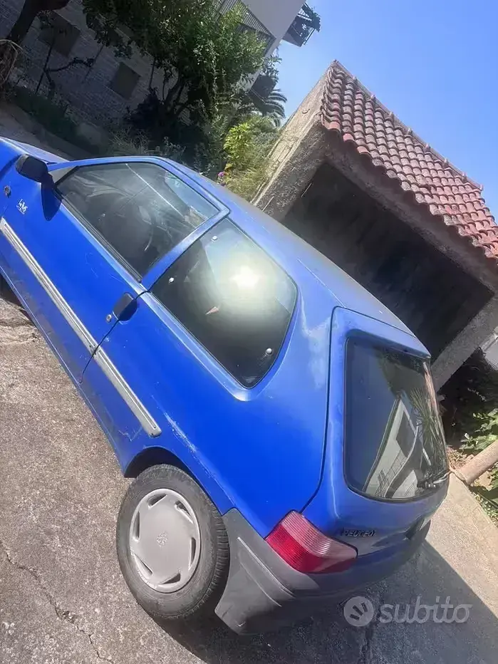 Usata Peugeot 106 50 CV (36 kW) 1997 Bluazzurro Utilitaria