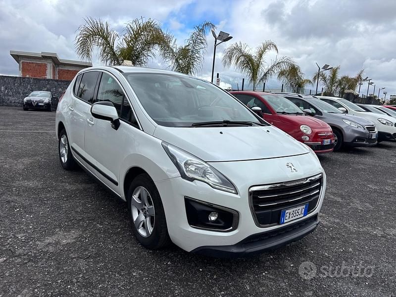 Usata Peugeot 3008 Business-Line 115 CV (84 kW) 2014 Bianco Station wagon